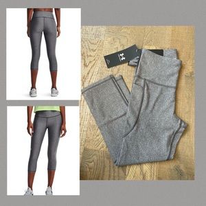 Under Armour Women’s Capri
Side Pocket • Hi Rise • Compression